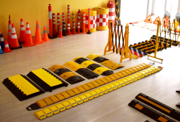 Faltbare Geschwindigkeitsbeule