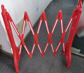 Erweiterbare Kunststoffbarriere 