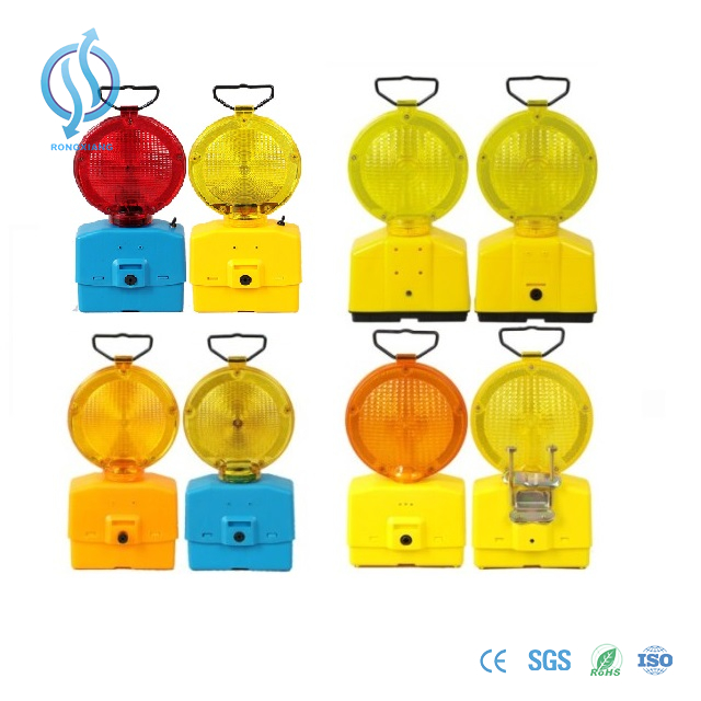 Bernsteinfarbene und gelbe Farbsicherheits-Verkehrswarnleuchte innerhalb einer 6-V-4R25-Batterie